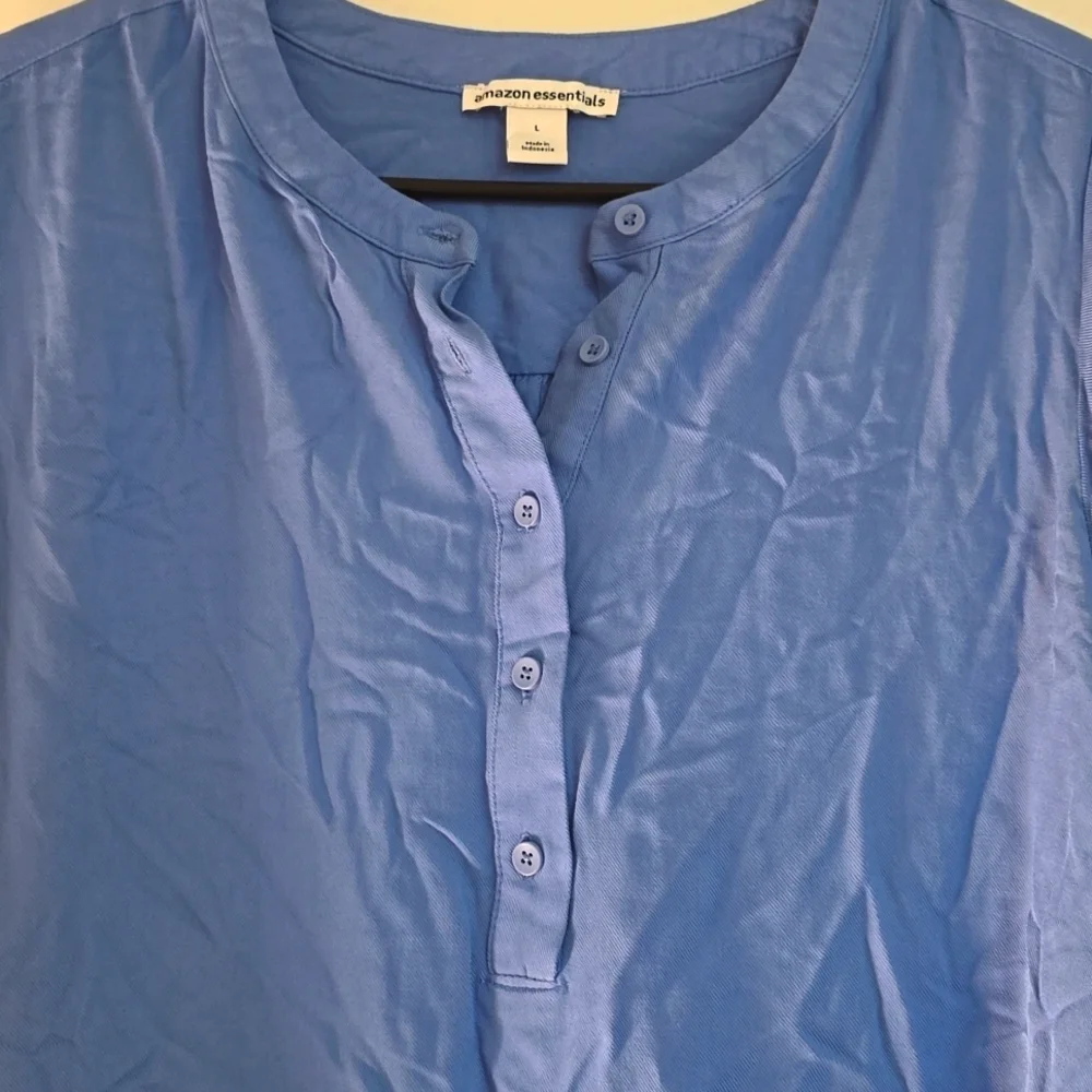 Amazon Essentials Blouse - Picture 2 of 4